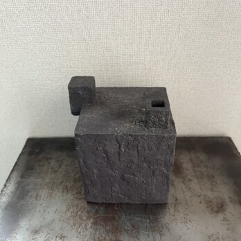 オブジェ　(花器)　黒釉　box on box  No.2の画像
