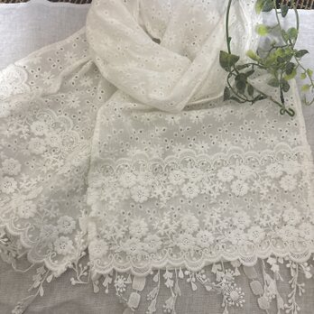 ハンドメイド☆ホワイト小花リーフ刺繍レースストール フリンジ付きAの画像