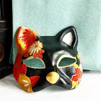 一閑張り猫面 　“黒金花”
