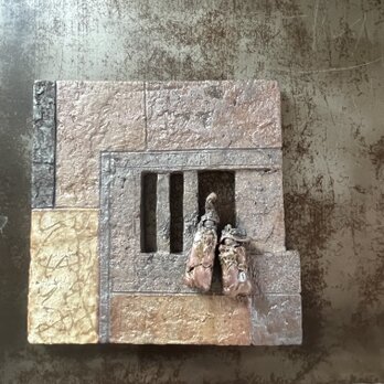 雛　焼締&灰志野＆黒釉　陶額(中または大)  No.11の画像