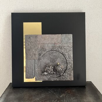 梟雛　焼締&灰志野＆黒釉&真鍮　陶額(中)  No.17(on sale)の画像