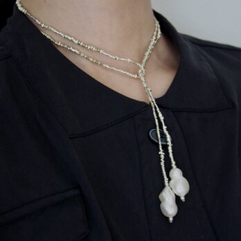 "Viora" Lariat necklace - Pearl × Pearl -【A】の画像