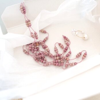 long necklace silk シリシャスシストの画像