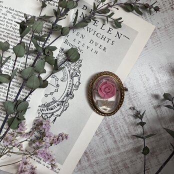 薔薇のルーサイトブローチ/ヴィンテージ/フランスの画像