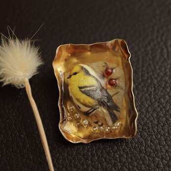 Tiny Art＊オウゴンヒワ＊真鍮＊ブローチ＊no.734の画像
