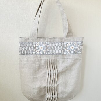 しずく型バッグ（刺繍リボン×リネン）の画像
