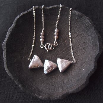 【SV】Triangle Pearl Necklace／トライアングルパールネックレスの画像