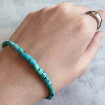 Turquoiseターコイズグラデーションラフロンデルブレスレット　18～23ｃｍの画像