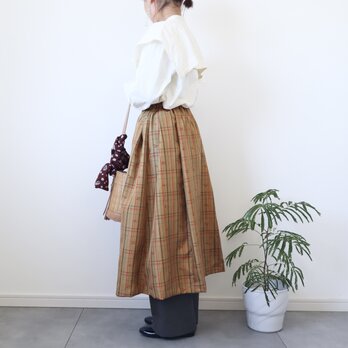 sale●洗える着物のタック入りスカート（黄八丈風・M）　着物リメイクの画像