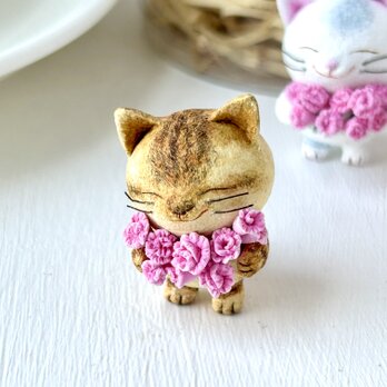 花束猫さん・カーネーション(キジトラ)の画像
