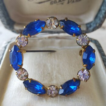 ィンテージ　サファイアBlueとClearな美しいGlass　サークルブローチの画像