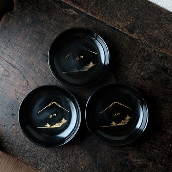 富士の山◆素朴な風景。古輪島塗　漆芸沈金小皿3客セット　漆器　骨董/antiqures 明治〜大正期の画像