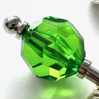 かんざし　多角形カットのクリアビーズ　濃緑　グリーン　夏　クリア　透明　涼しげ　一本挿し　一本簪の画像