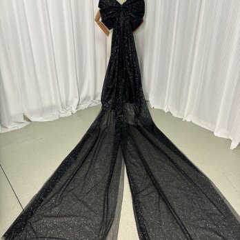 ブラック オフショルダー キラキラグリッターチュール ふっくら柔らかなバックリボン 披露宴/結婚式の画像