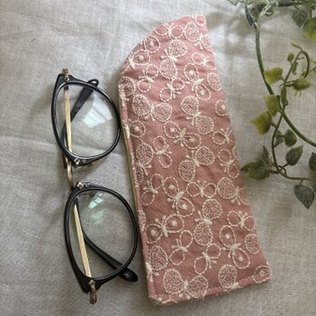 ハンドメイド♡メガネケース♡綿麻蝶々刺繍生地ピンク♡♡スリムタイプの画像