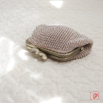 ばあば♡♡総ガラスビーズのスクエアがま口（pâle beige・2127）の画像