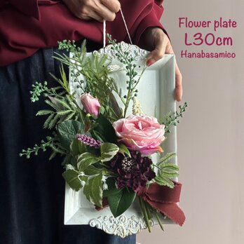 新作《母の日にも》バラやスカビオサを使ったシックな花束フレーム●初夏のギフトにも！そのまま飾れますの画像