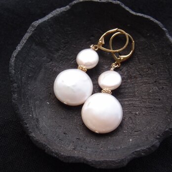 【GP】Double Coin Pearl Earrings／ダブルコインパール フレンチピアスの画像