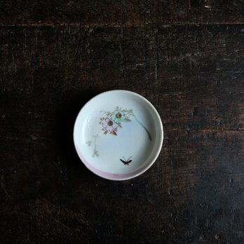 花と蝶々◆瀬戸焼　花蝶文色絵金彩小皿　骨董/antiques 暮らしに。古民家　大正〜昭和初期　の画像