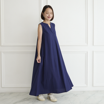 【着丈調整可能】すっきり華奢見せAライン コットン キーネック ノースリ ワンピース　ネイビー　0655NV
