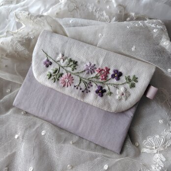 野の花*手刺繍*ミニポーチ*ライラックの画像