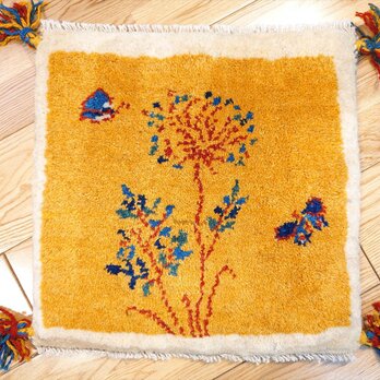 ペルシャ　ギャッベ ミニマット 40.5x39cm コスモス　花　蝶　黄金色　T7465の画像