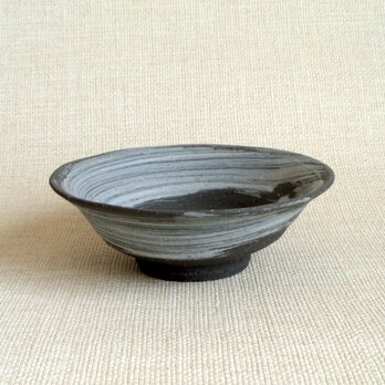 鉢（刷毛目a）の画像