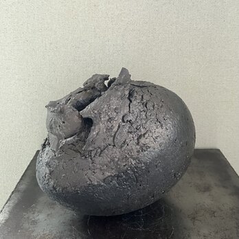 オブジェ　黒釉　Genesis No.2の画像