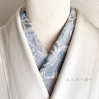 洗える刺繍半衿 つやつやくすみブルーの画像