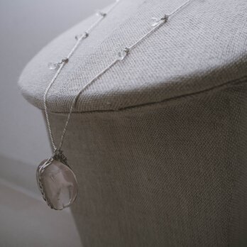 mineral necklace(ローズクォーツ）の画像