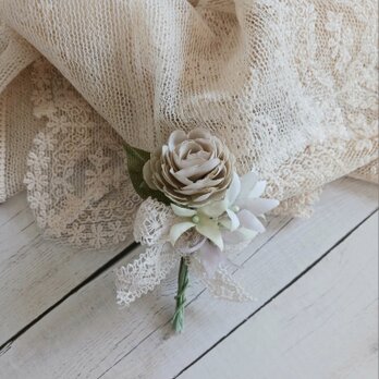 染め布花＊ミニ薔薇と小花のコサージュの画像