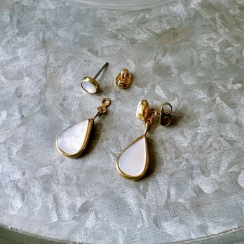 PA325-【 AVON 】エイボン・ヴィンテージピアス 1980s Gold Tone Shell Drops 2WAYの画像