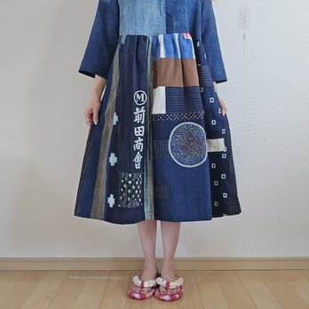 着物リメイク　手作り　BORO (襤褸)　パッチワーク　ワンピースの画像