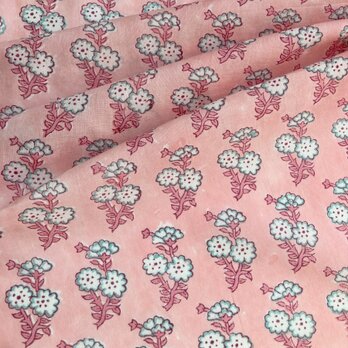 インド ブロックプリント生地 [50cm単位切売] Sanganeri ホワイトフラワー on ピンク 花 IF0242の画像