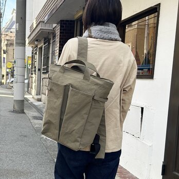 hike：カーキ（KONBU　撥水加工ナイロン素材リュック）＜受注製作＞の画像