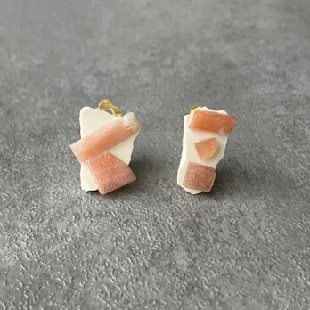天然石｜アシンメイヤリングの画像