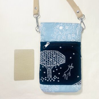 z371●スマホショルダー（ミナペルホネン刺繍生地使用の画像