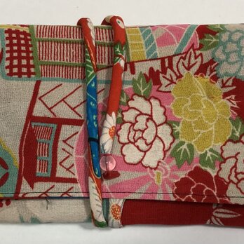 ８２３０　花柄の着物で作った和風財布・ポーチの画像