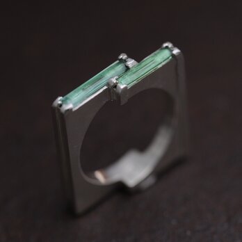Twins Green Tourmaline Geometric Design Ringの画像