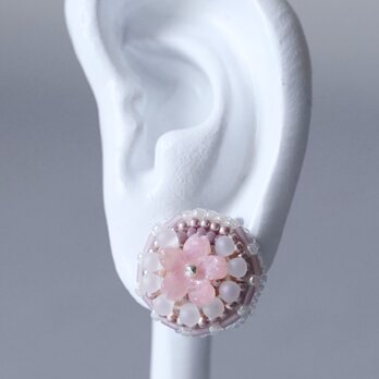 金具が選べる　おしゃべりなイヤリング ピアス 49　まる　桜　おおぶり　サージカルステンレス　一点もの　ビーズ刺繍