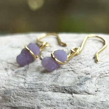 K24 Pure Gold Grape Chalcedony Crystal◇ K24純金グレープカルセドニー結晶ピアスの画像