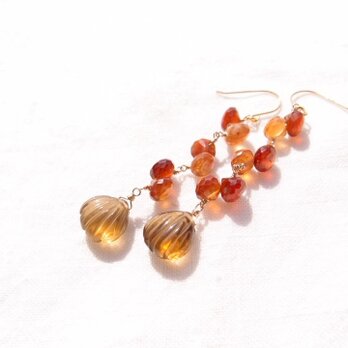 【K14gf】Beer Quartz Earrings／カービングカットピアス（ビアークォーツ×ガーネット）の画像