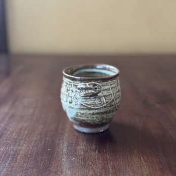 恐竜カップの画像