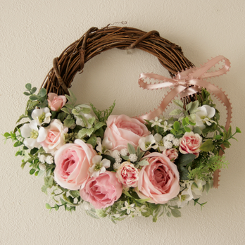 ピンクローズとグリーンのエレガントハーフリース