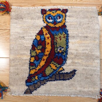 ペルシャ　ギャッベ　ミニマット　ラグ　40x39㎝　フクロウ　T4973の画像