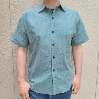 半袖和柄シャツ（刺子地に和文様）の画像
