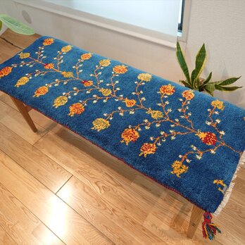 ペルシャ　ギャッベ　ミニランナー　ラグ　115x42cm　 青　ザクロの実　RJ14272の画像