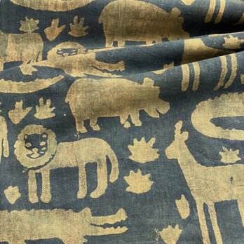 インド ブロックプリント生地 [50cm単位] Ajrak アニマル グリーン 動物 ワニ ライオン 鹿 カバ 緑 IF0247の画像