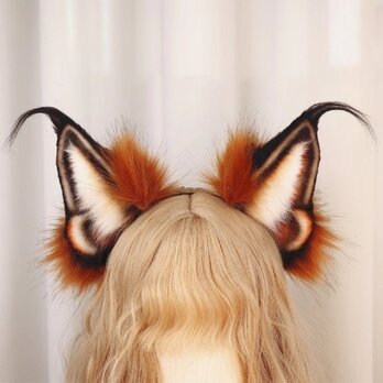 【受注生産】カラカル猫の耳カチューシャ 手作りリアルな毛皮のような ヘアアクセサリー シミュレーション動物の耳 ロリータの画像