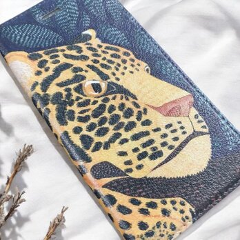 カルバ静寂録｜帯なし手帳型iPhoneケース（ジャガー）の画像